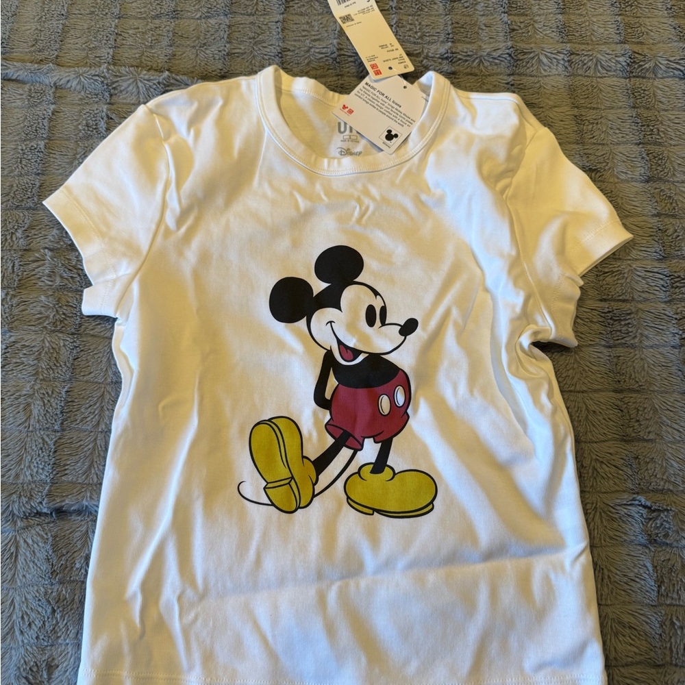 Disney Mickey Mouse Women’s fitted T-Shirt - White and Red